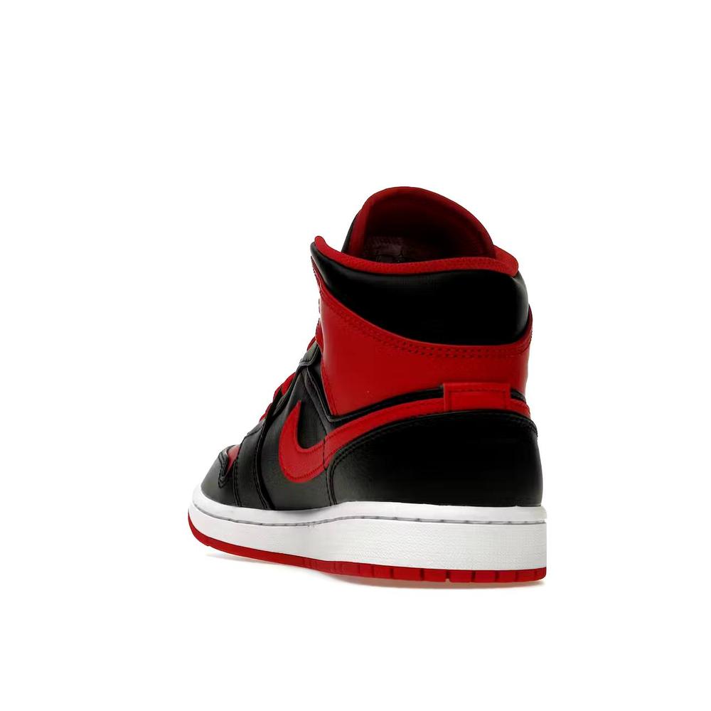 Air Jordan 1 Mid Alternate Bred