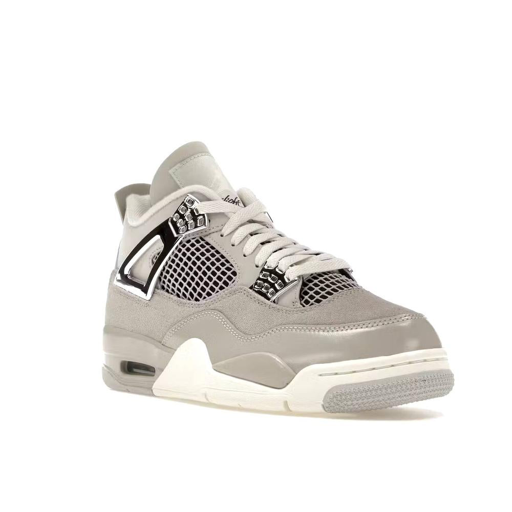 Air Jordan 4 Retro Frozen Moments W