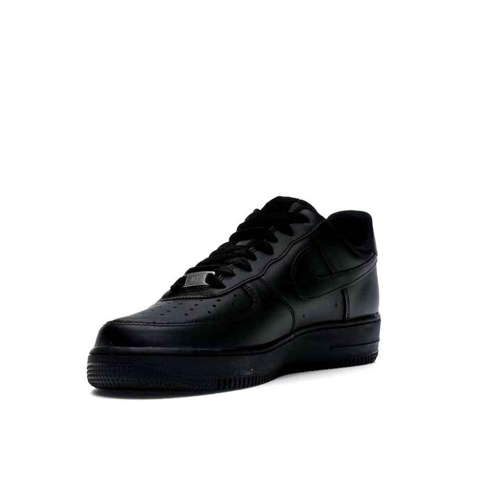 Nike Air Force 1 Low '07 Черный