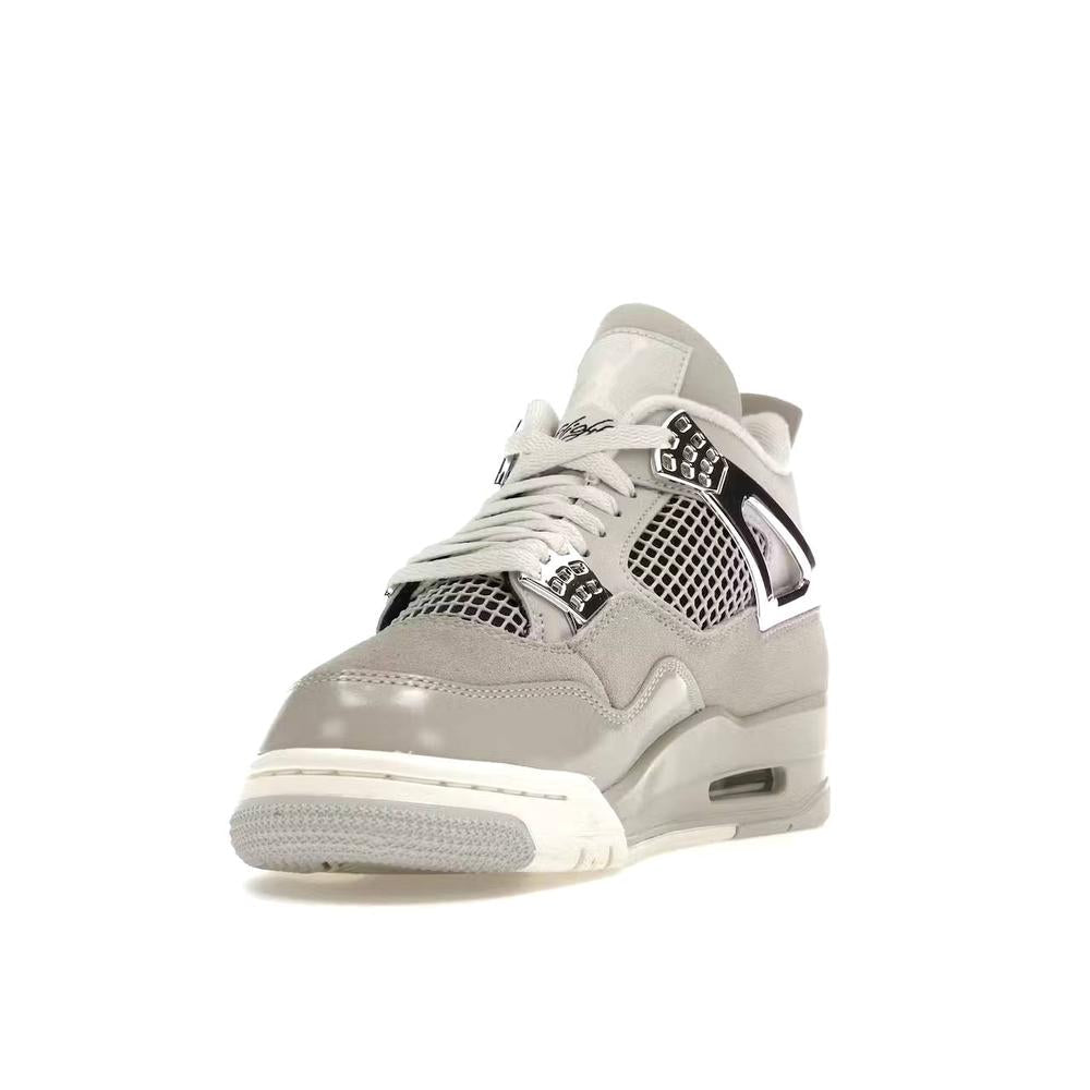 Air Jordan 4 Retro Frozen Moments W