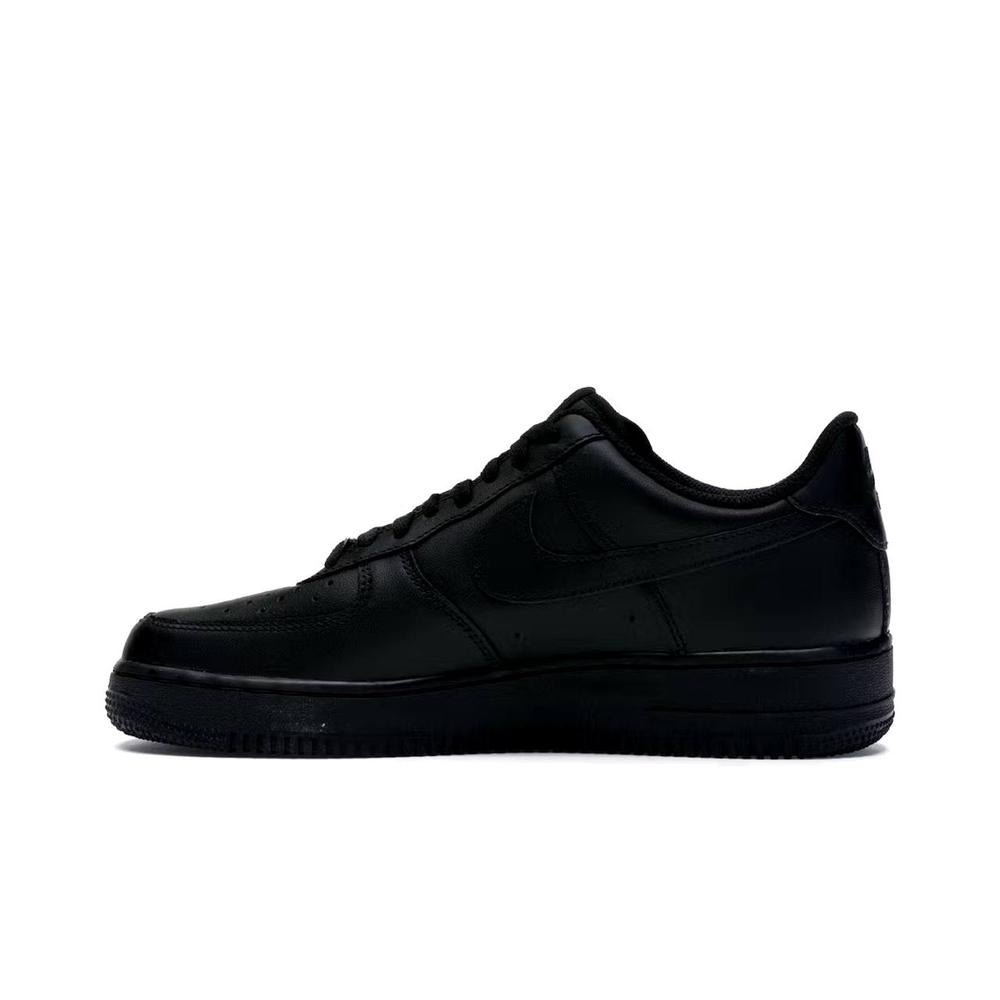 Nike Air Force 1 Low '07 Черный